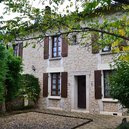 Les Bruyeres B&B 2 Montbron Dış mekan fotoğraf
