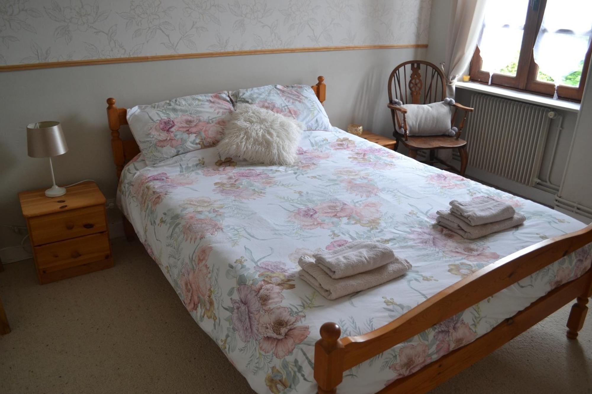 Les Bruyeres B&B 2 Montbron Dış mekan fotoğraf